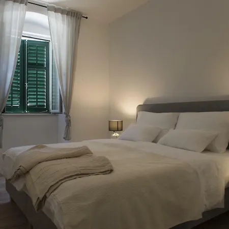 Calla Canapi Apartment Rijeka Exterior photo